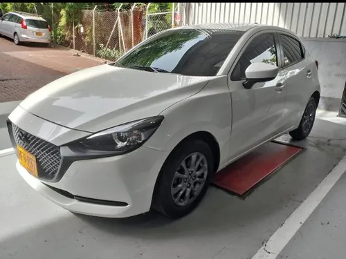 Mazda 2 Touring 2024