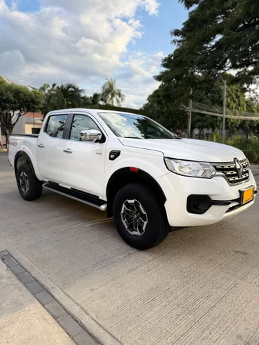 Renault alaskan 2023 4x4 Diesel