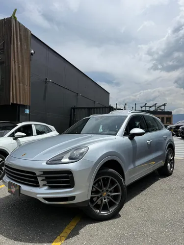 PORSCHE CAYENNE 2019