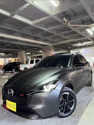Mazda 2 carbon edición LX
