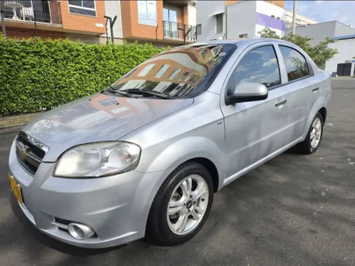 Chevrolet aveo emotion sedan 2011 automático