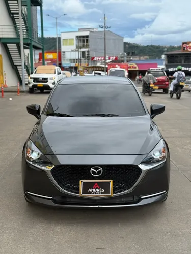 MAZDA 2  2023  TOURING  1.5  GASOLINA  4x2  AUTOMÁTICO