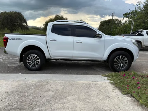 Nissan Frontier LE 2016 Mt 4x4 Diesel