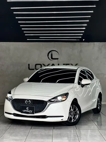 Mazda 2 Sedan Touring AT