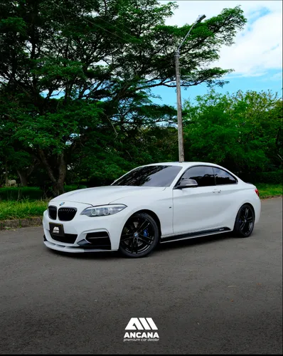 BMW M240i M Performance