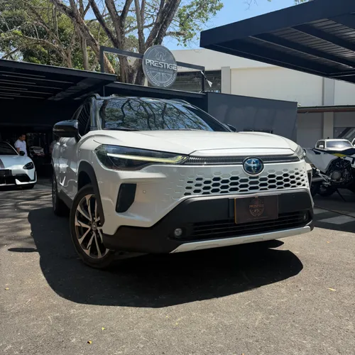TOYOTA COROLLA CROSS SEG 2025