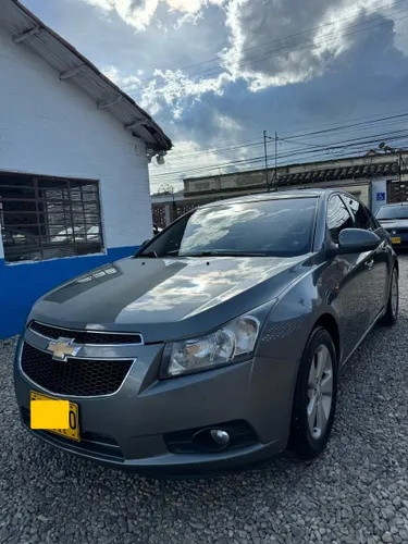Chevrolet Cruze Platinum 1.8 2011