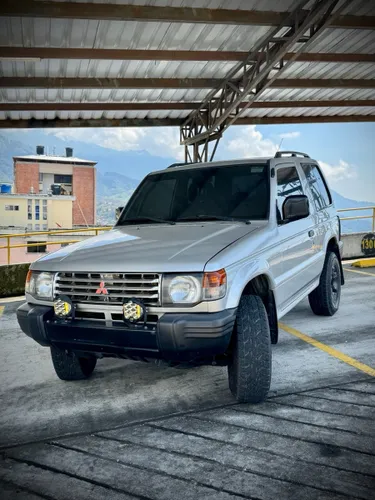 Mitsubishi Montero