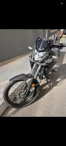 HONDA SAHARA 300 COMO NUEVA 2025