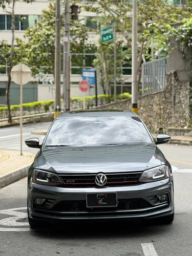Volkswagen Jetta GLI