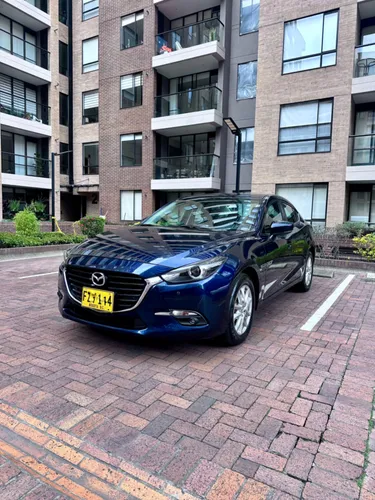 Mazda 3 Touring 2020