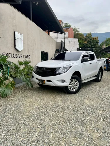 MAZDA BT50  ALL NEW 4X4