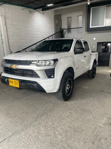 Chevrolet colorado 4x4 diesel 2025