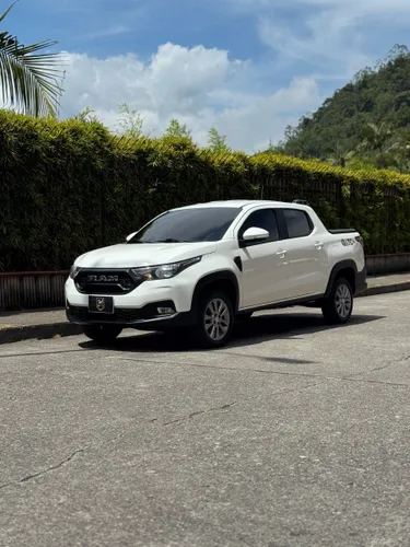 Ram 700 Bighorn AT 2025