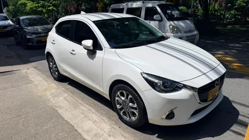 Mazda 2 Grand Touring Lx 2018 Automatico con 81.000 kms 68.900.000
