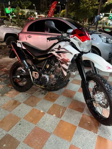 Yamaha XT 660R - Modelo 2013