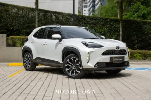 TOYOTA YARIS CROSS XS 2023