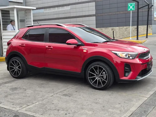 KIA STONIC HIBRIDA