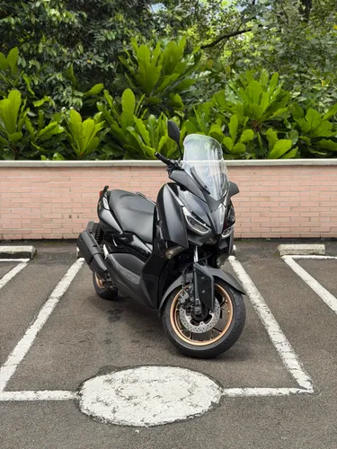 Yamaha xmax 300 2022