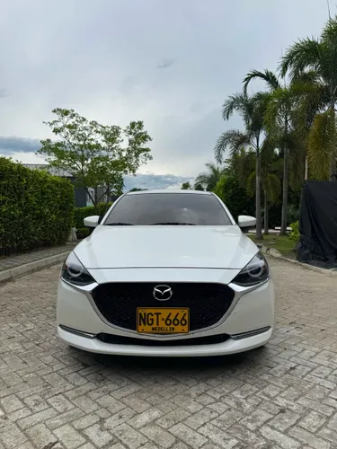 Mazda 2 Grand Turing LX 2024