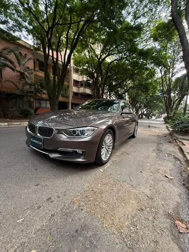 BMW 320i Luxury 2015 Automático Único Dueno 4x2