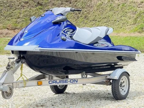 Yamaha WaveRunner 1100
