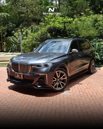 BMW X7 M50i 2022
