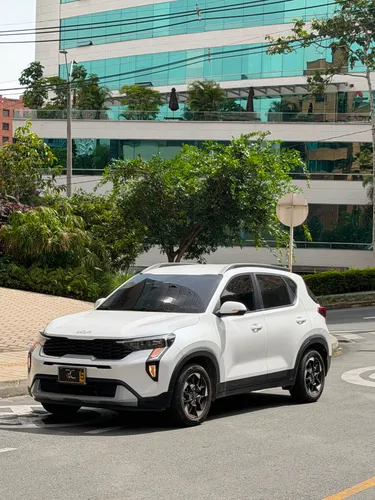 Kia Sonet Vibrant 1.5cc