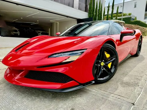 Ferrari SF90 Stradale 2023
