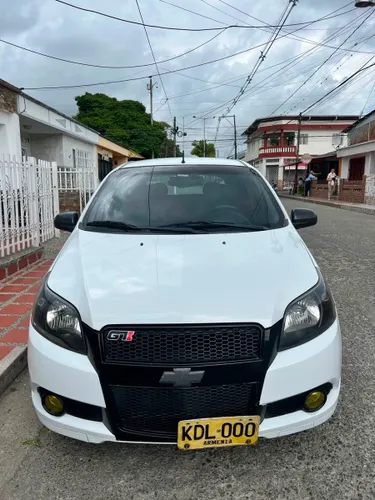 Chevrolet Aveo emotion Gti Hatchback 2012