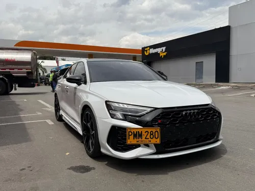 VENDO AUDI RS3 SEDAN