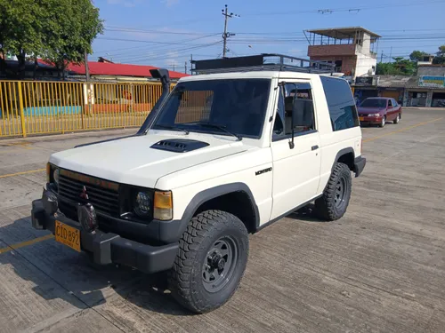 Montero Mitsubishi Estandar