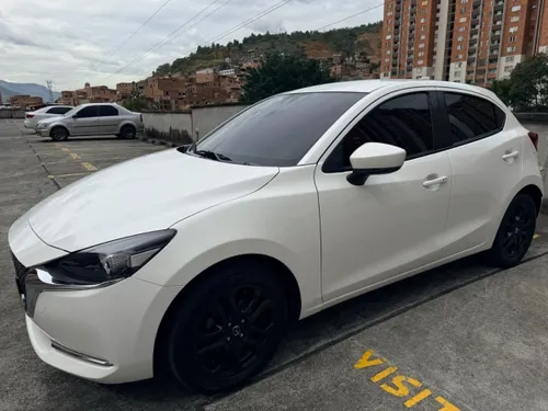Mazda 2 Grand Touring LX 2022