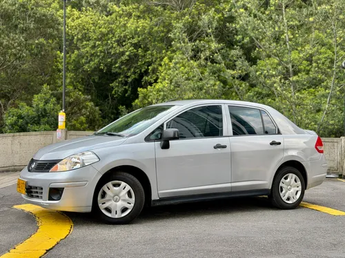 Nissan Tiida 1.6 Mt 2013 Unico Dueo