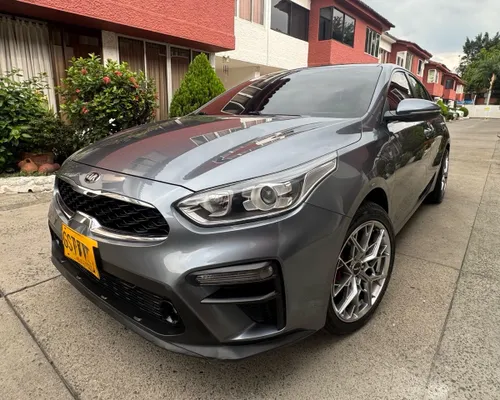 Kia cerato vivro 2020