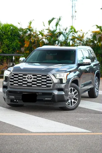 toyota sequoia 1794 hibrida 2026