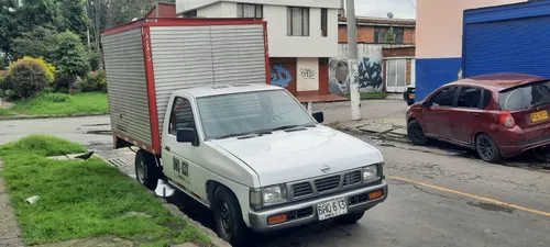 Nissan d21