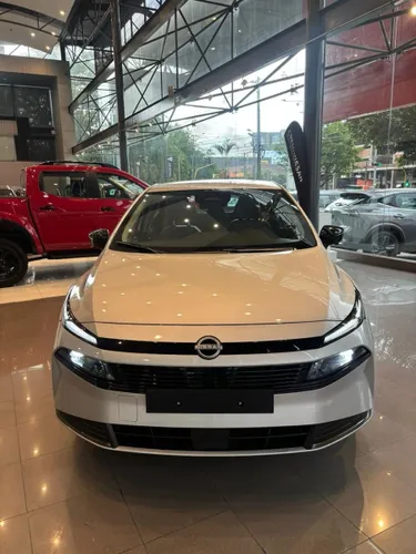 Nissan Versa Versión Exclusive 2027 - 0 km
