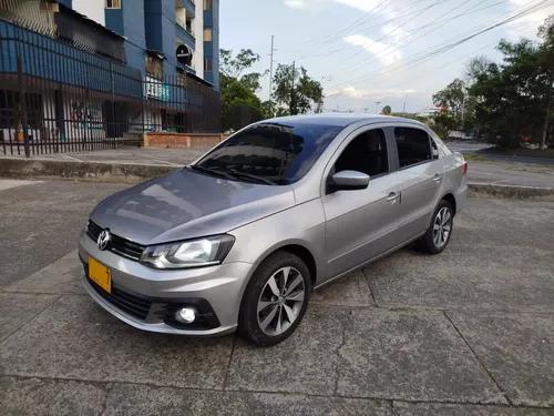 Volkswagen Voyage Highline 1.6L MT Mod. 2017