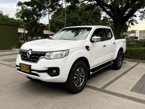 Renault Alaskan 2023 Diesel 2.5 4x4 Mecanica