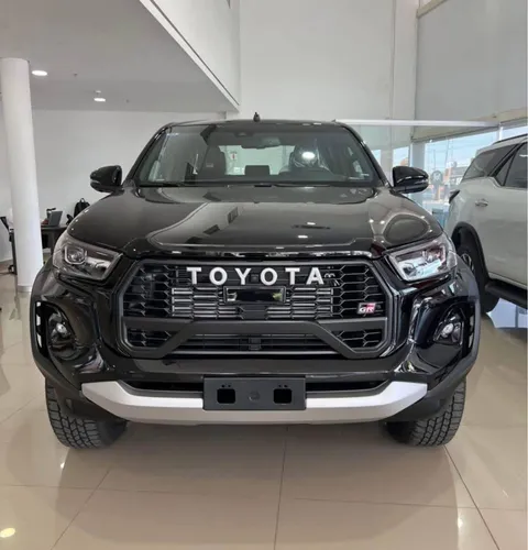 Toyota Hilux GR 2027