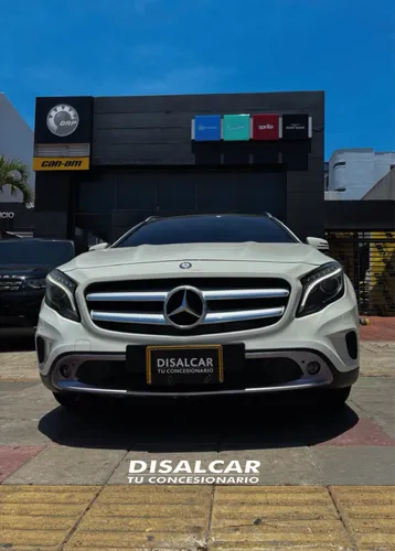 Mercedes benz GLA 2015