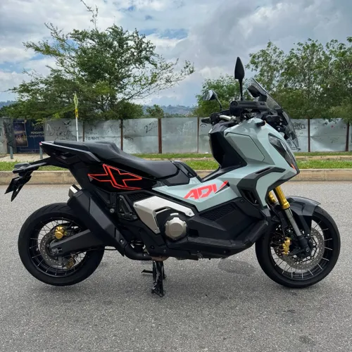 Honda X-ADV 750 2024