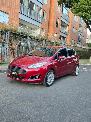 Ford Fiesta Titanium HB 1.6cc Automatico