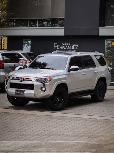 Toyota 4runner Sr5 2023