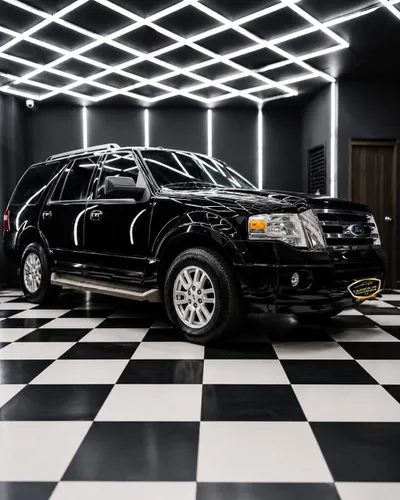 FORD EXPEDITION XLT