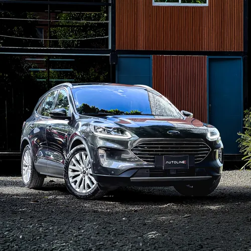 Ford Escape Titanium 4WD 2021