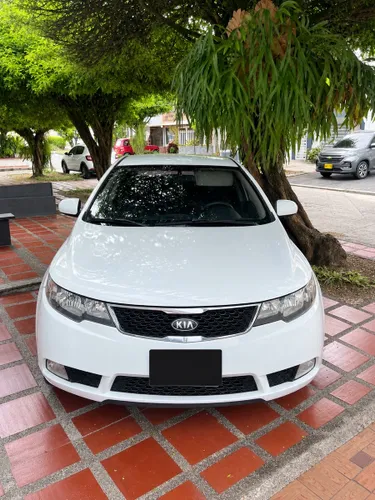 Kia cerato forte 2015