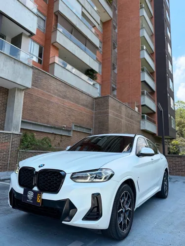 BMW X4 30i Paquete M