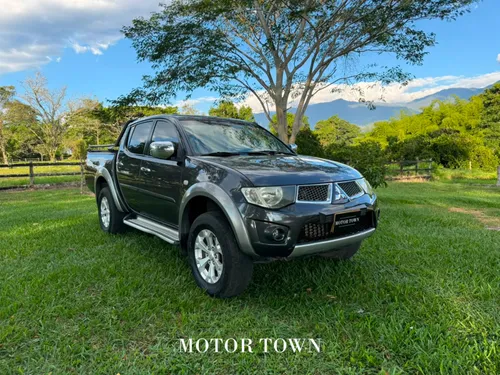 MITSUBISHI L200  2.5L HIGH 2016 DIESEL